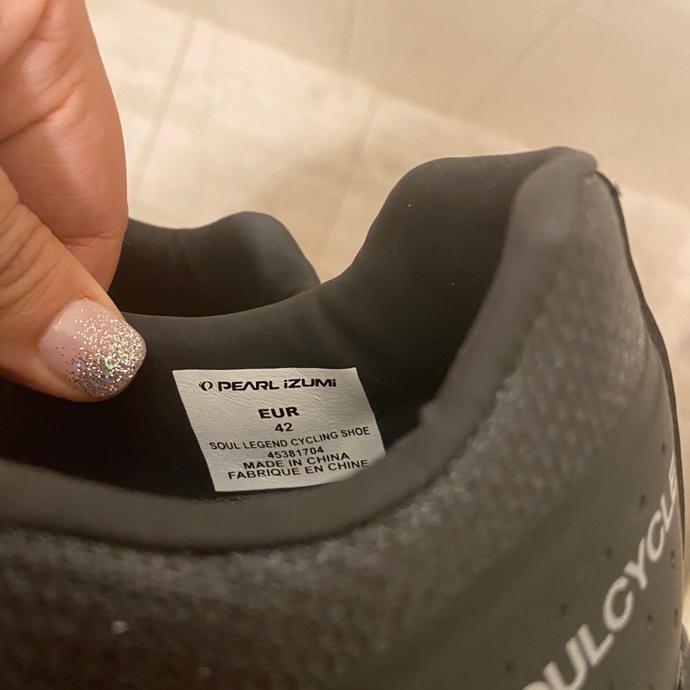 Soul Cycle Shoes Size 42 (fits 9-10 US)